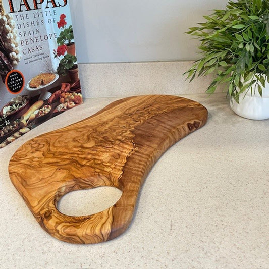 OLIVE WOOD CHARCUTERIE BOARD MEDIUM