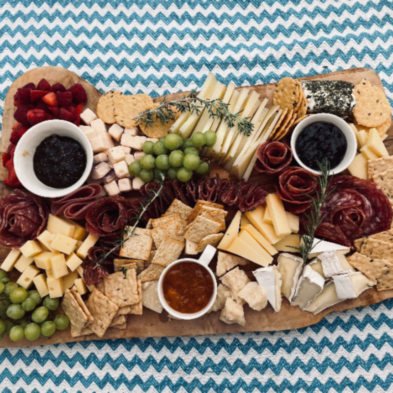 OLIVE WOOD CHARCUTERIE BOARD LARGE