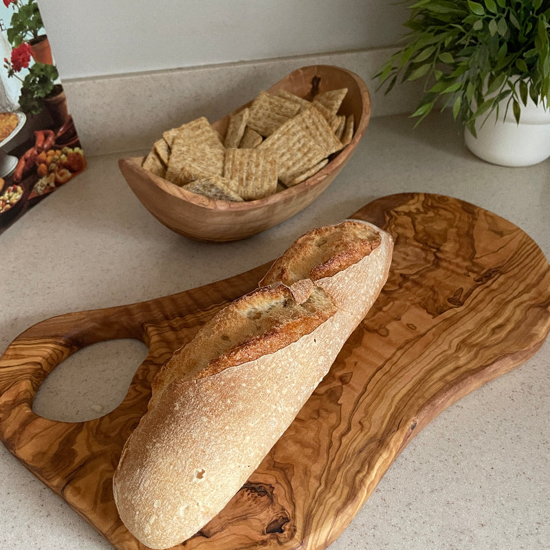 OLIVE WOOD CHARCUTERIE BOARD LARGE