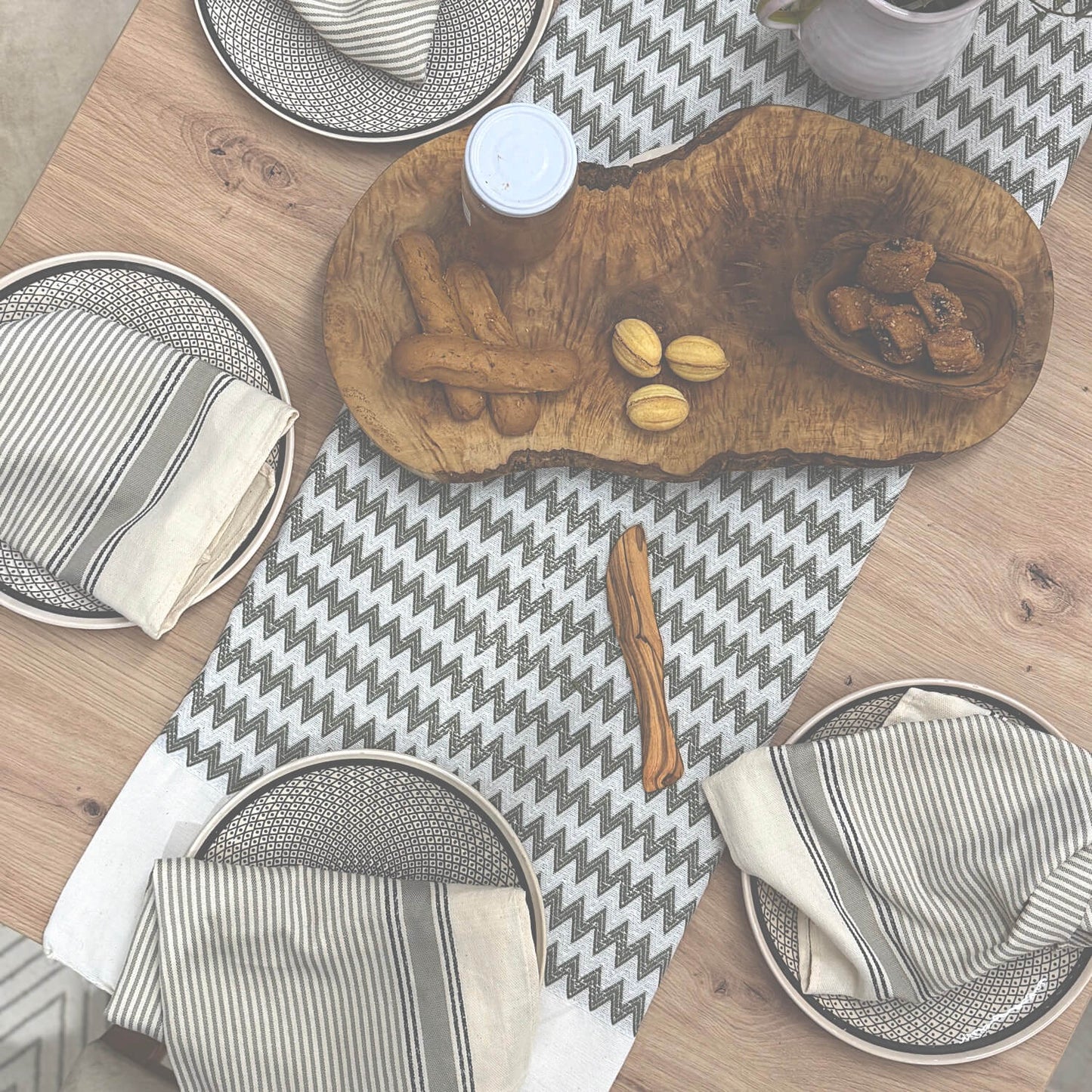 Atlas Wave Fouta – Olive & Ivory