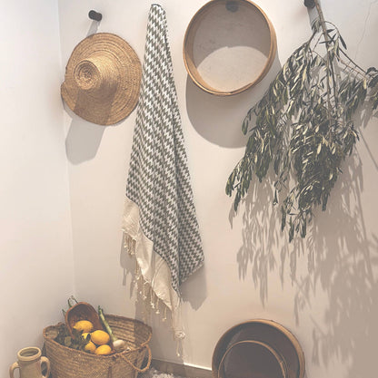 Atlas Wave Fouta – Olive & Ivory